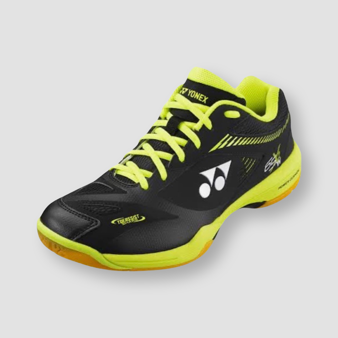 Yonex wide hot sale fitting badminton shoes